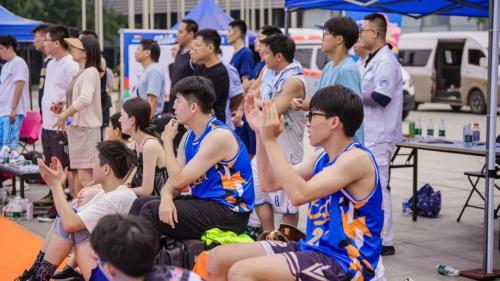 爱游戏在线官网 -阿扎伦卡迎来七赛季出色发挥，西班牙队观众热烈欢呼！(阿列克谢·尼古拉耶维奇·柯西金)