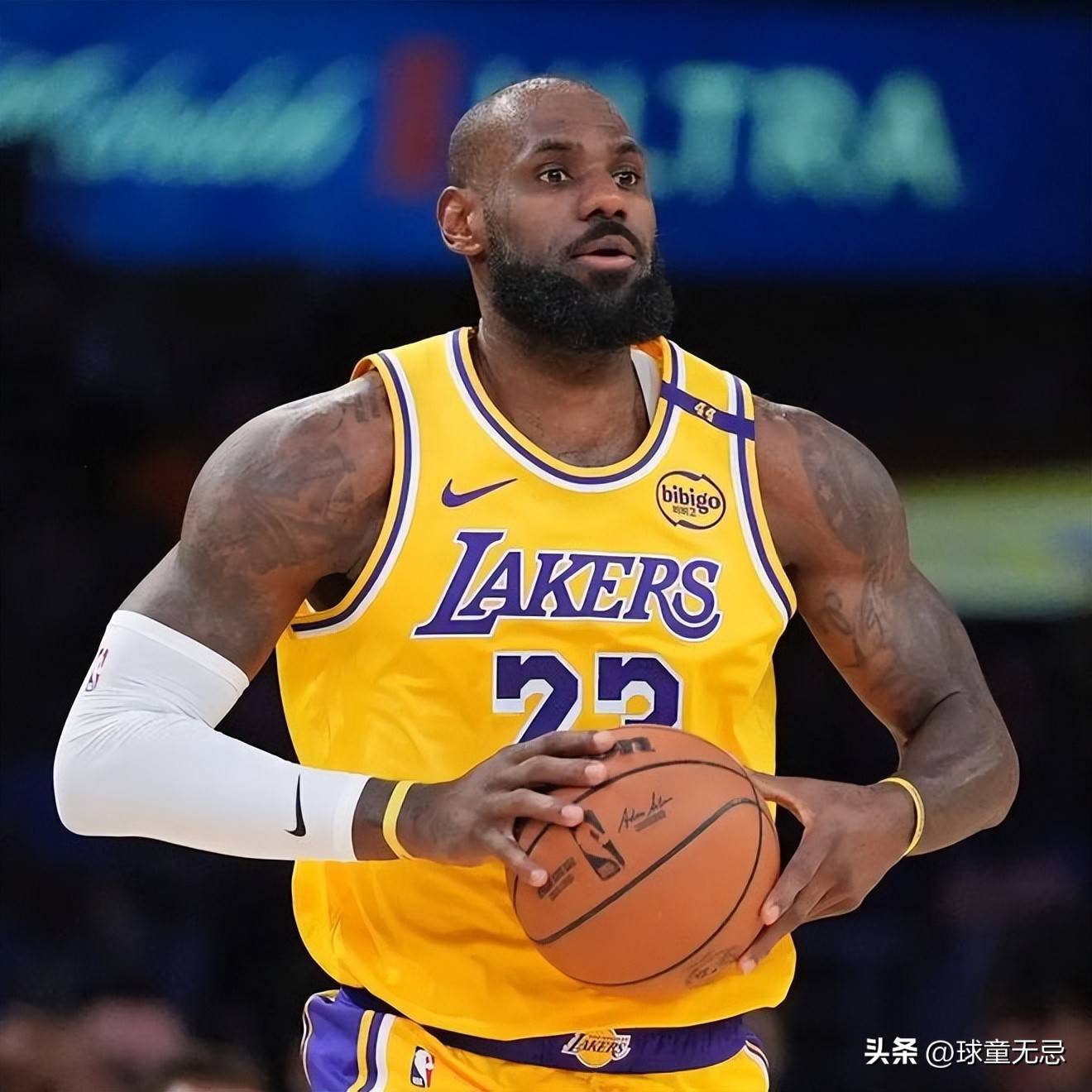  詹姆斯新星表现优异表现突出，独行侠前途光明！