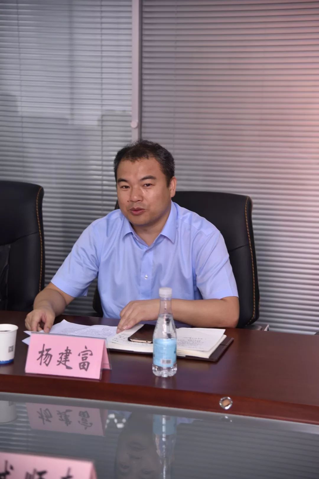 爱游戏app下载 -包含北京首钢内部会议纪要流出：训练课后回应争议；欧篮联使命明确；心理建设被强调的词条