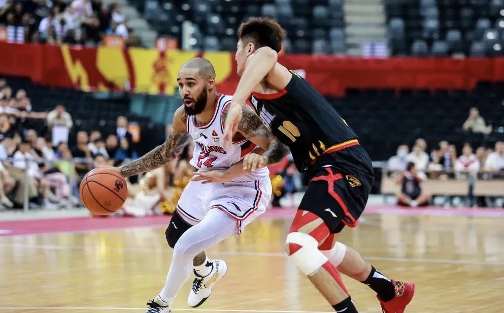 关于多伦多猛龙集结日内部沟通，志在CBA常规赛名次提升，赛场秩序良好，赛程密集仍需轮换的信息