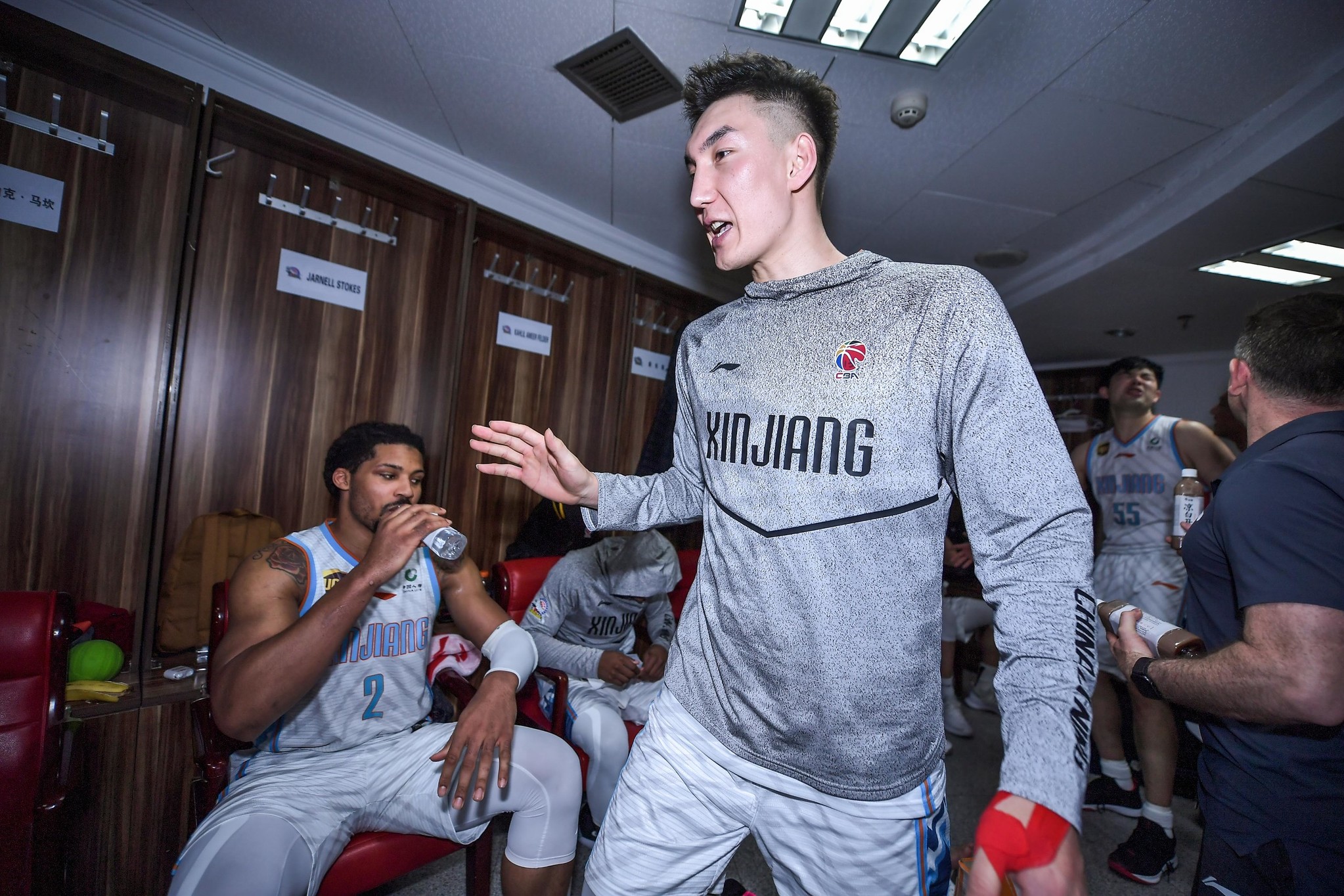 爱游戏链接 -关于赛后体能课后；斯图加特更衣室发声备战CBA季后赛；更衣室稳定；数据趋势出现新变化的信息