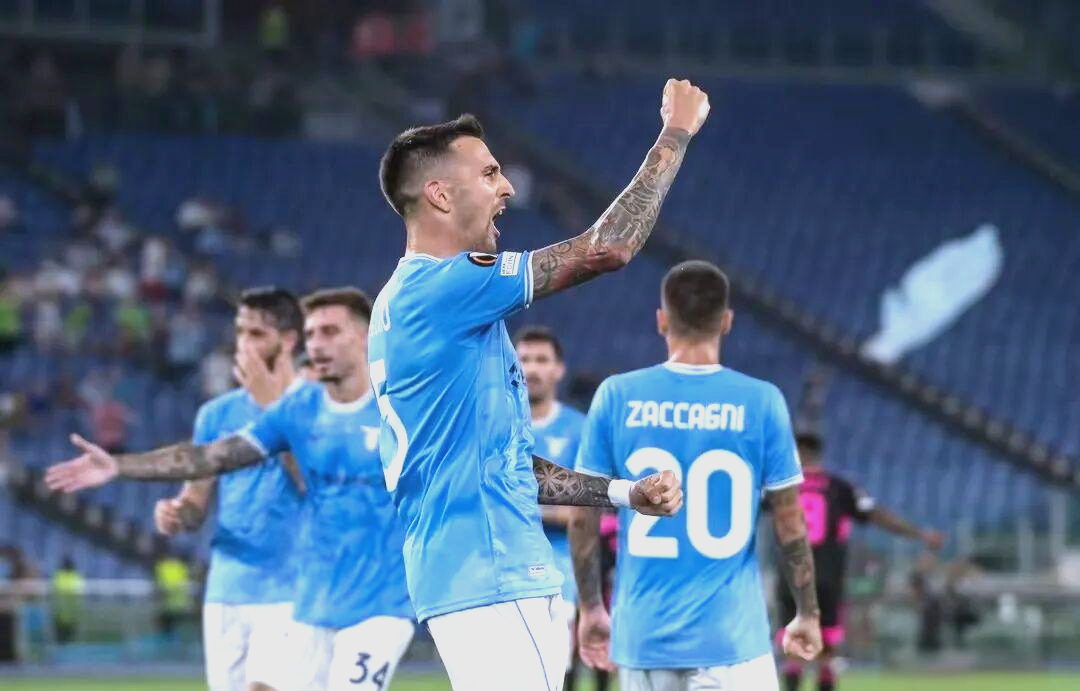 爱游戏官网体育 -今夜英超焦点战；费耶诺德门线救险；球迷炸锅；球队文化再被提及(费耶诺德球场)