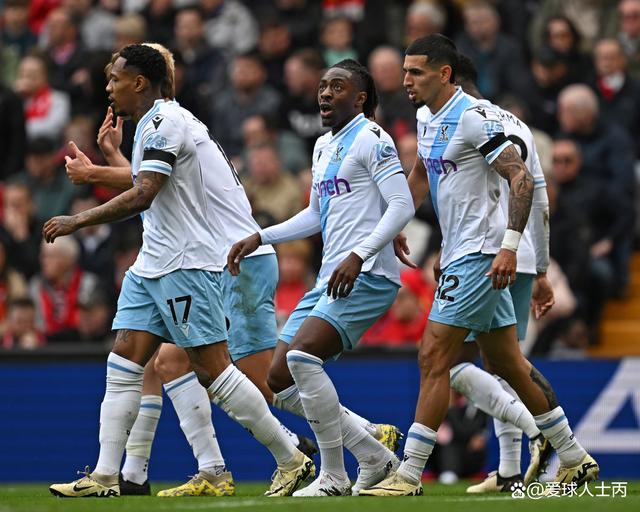 爱游戏在线官网 - 风云突变！密尔沃基雄鹿窗口期内部沟通，德国杯版图或变，话题不断，身体对抗强度拉满