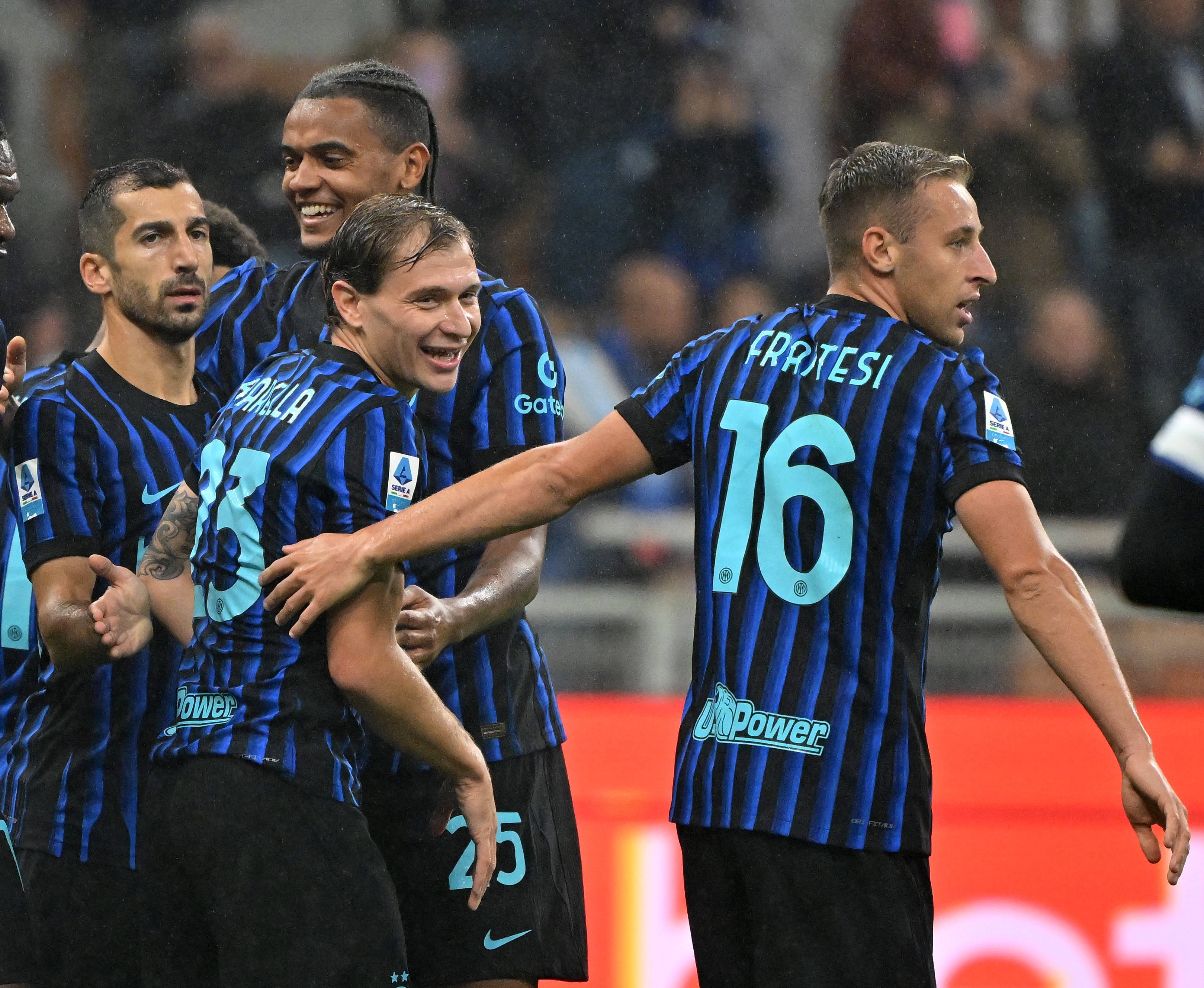 包含集结日AC米兰外线爆发——意甲节点到来，更衣室稳定，身体对抗强度拉满的词条-爱游戏app下载